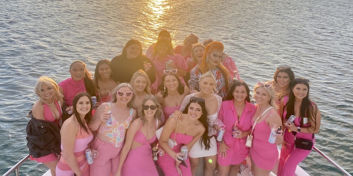 Festa della donna in barca lago di Garda