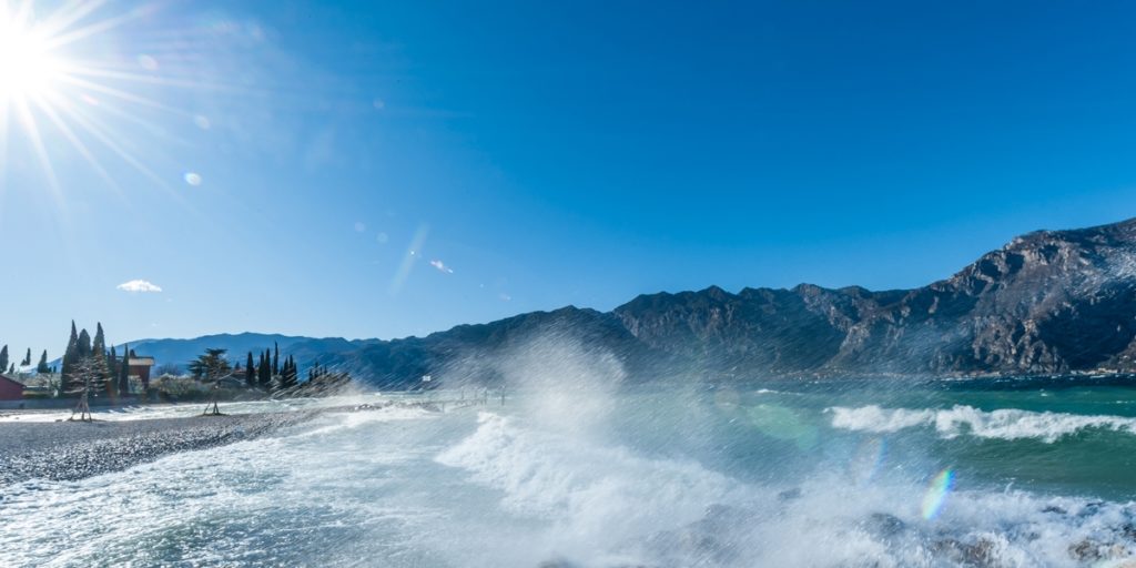 GARDA LAKE BOAT RENT