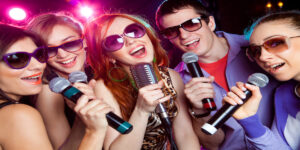 Festa in barca con karaoke lago di Garda